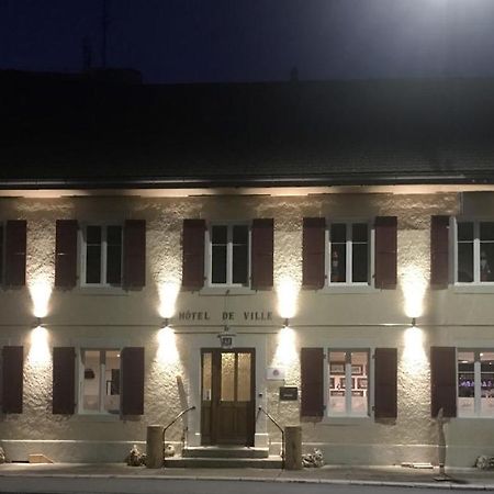 Hotel De Ville Les Verrieres 外观 照片