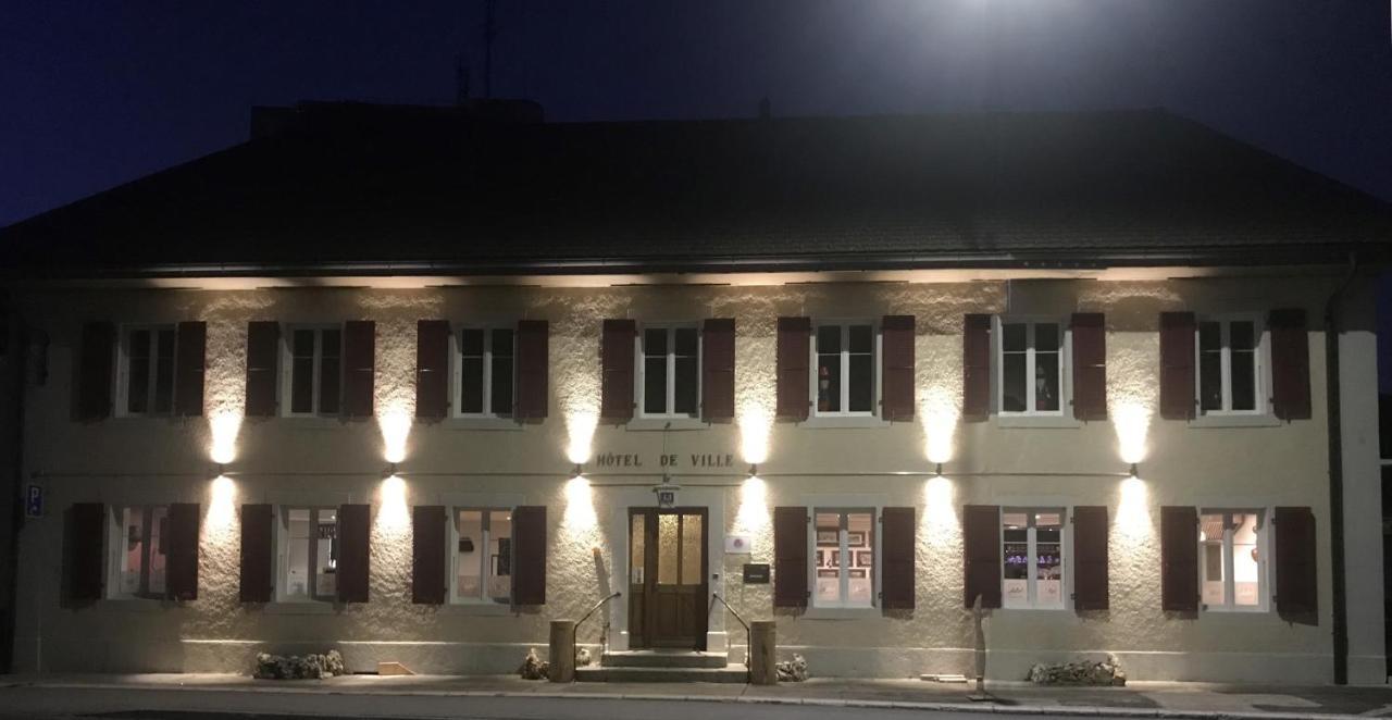 Hotel De Ville Les Verrieres 外观 照片
